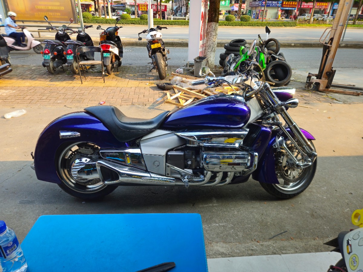 Motorcycle registration in China expired and became unrenewable after 13 years until 2025.