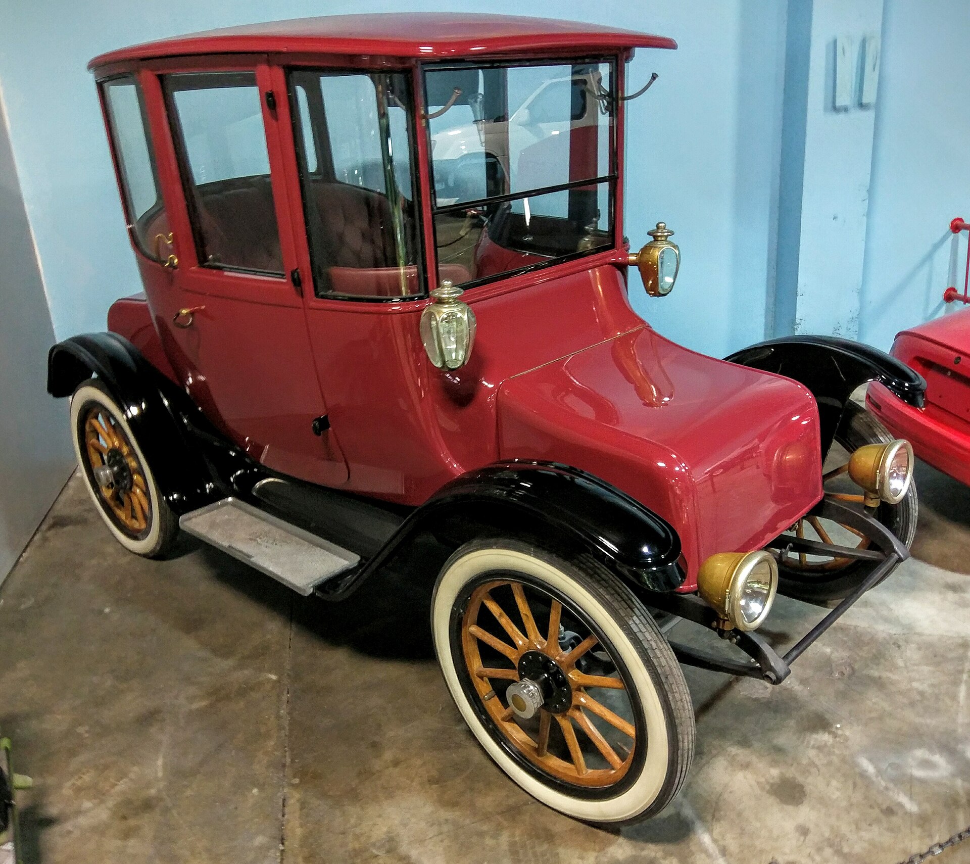 TIL about Detroit Electric